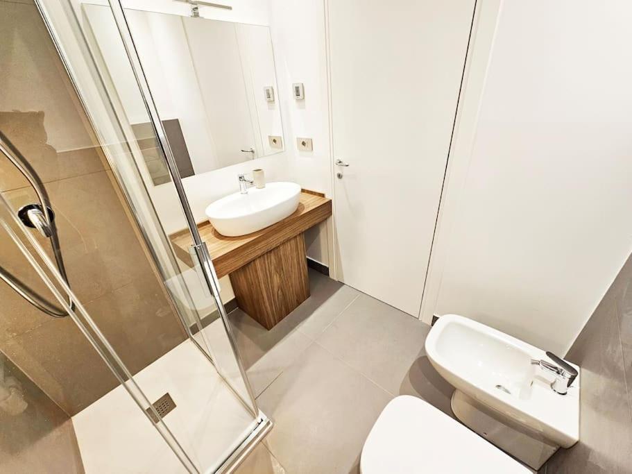Plaza Deluxe Modern Center House - View Como Lake - Top Privacy מראה חיצוני תמונה